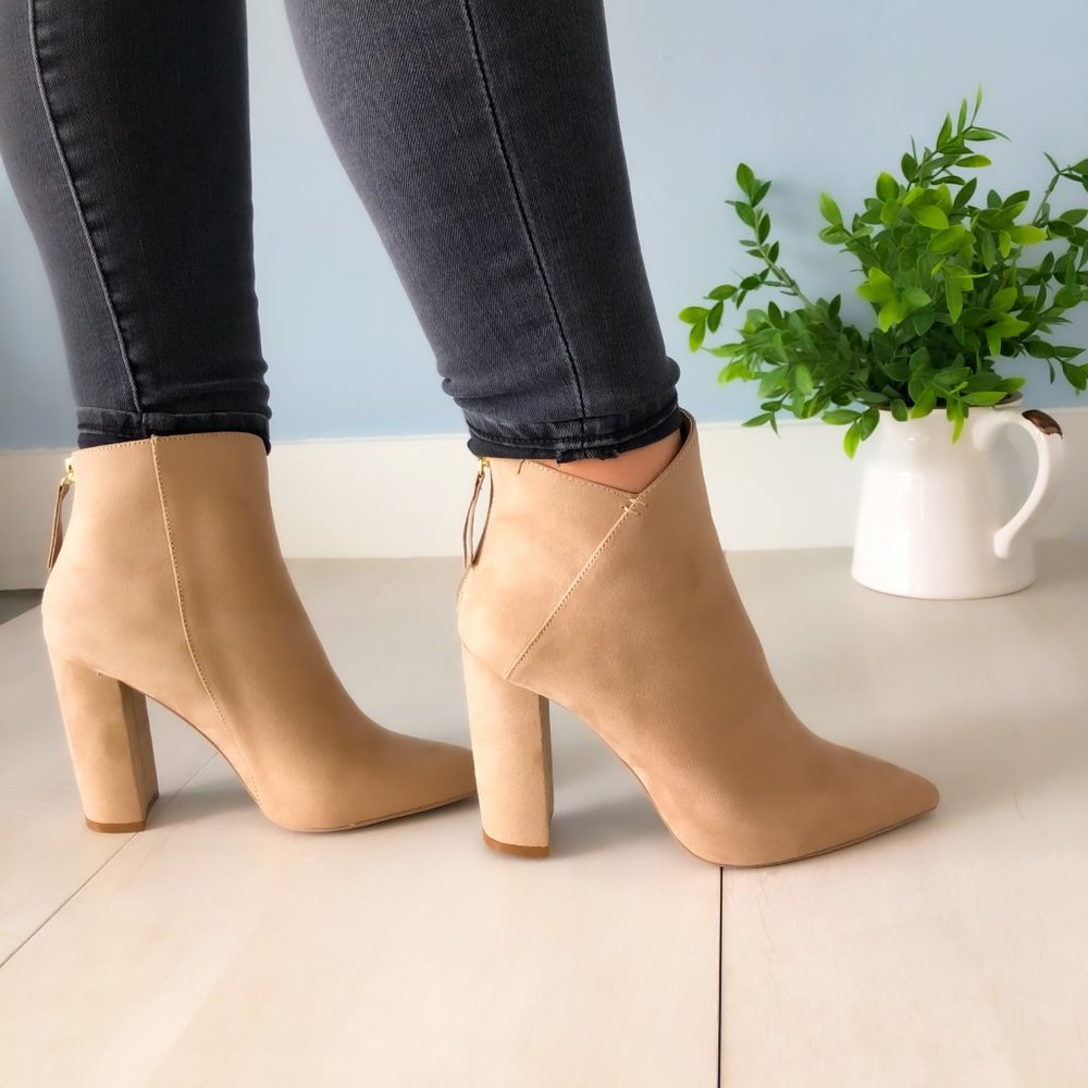 "Pretty in nude" booties